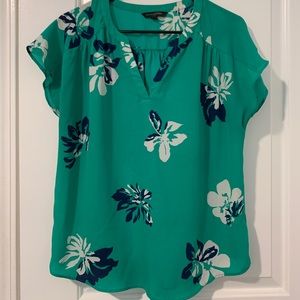Banana Republic V Neck Blouse